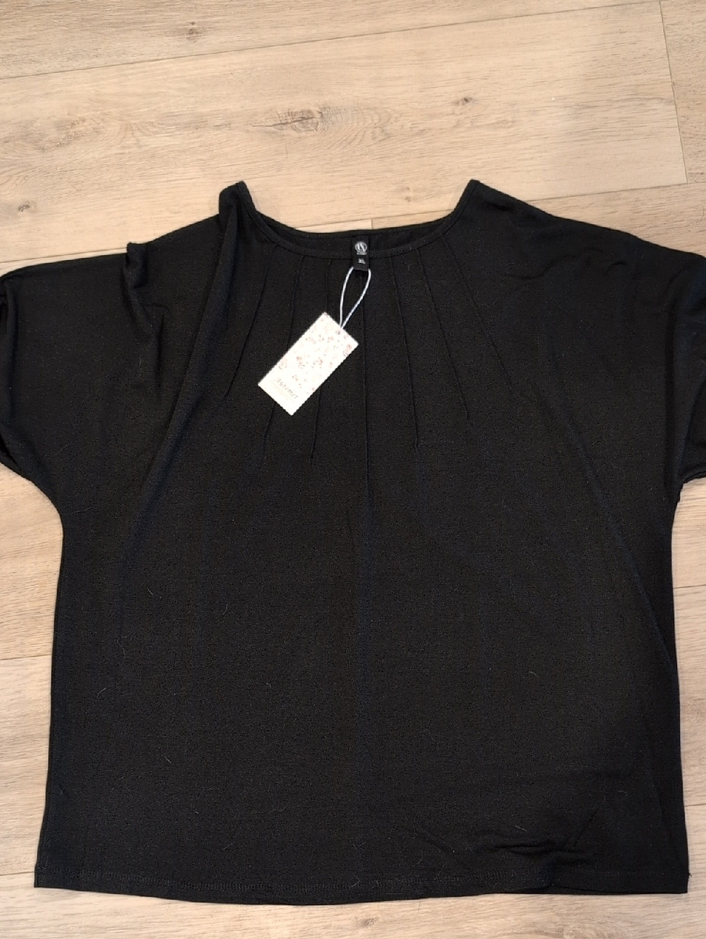 NWT, Women's Automet 3/4 Sleeve Knit Top
